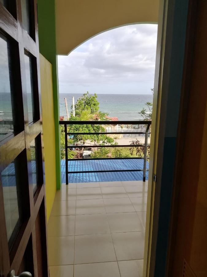 Islet View Pension House Ослоб Экстерьер фото
